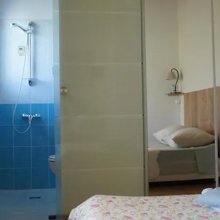 بيت ضيافة D'hotes Ananda سيسترون