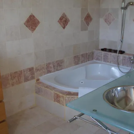 D'hotes Ananda بيت ضيافة سيسترون