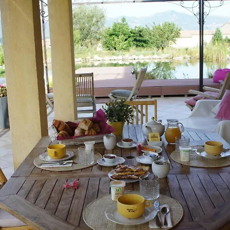 D'hotes Ananda بيت ضيافة 3*